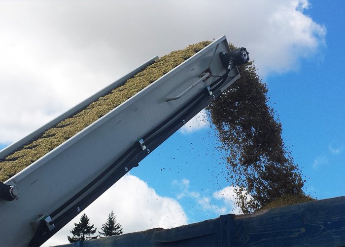 Удобные и практичные вальцовые мельницы Murska/Мурска - опыт кормления сельхоз животных