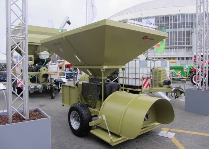 Плющилка влажного зерна ROmiLL CP1 Little (10-21т/ч)